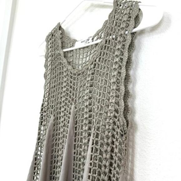 Mak B Taupe Crochet Knit Boho Handkerchief Hem Tunic Top S Festival Layering - Picture 3 of 6
